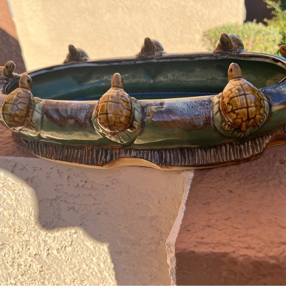 Handcrafted Turtle Ceramic Bowl - Green and Yellow - Picture 2 of 5